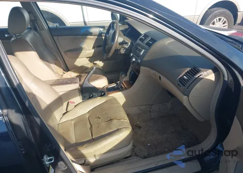 2003 Honda Accord 2.4 Ex z USA, uszkodzony, nr VIN JHMCM56683C051838